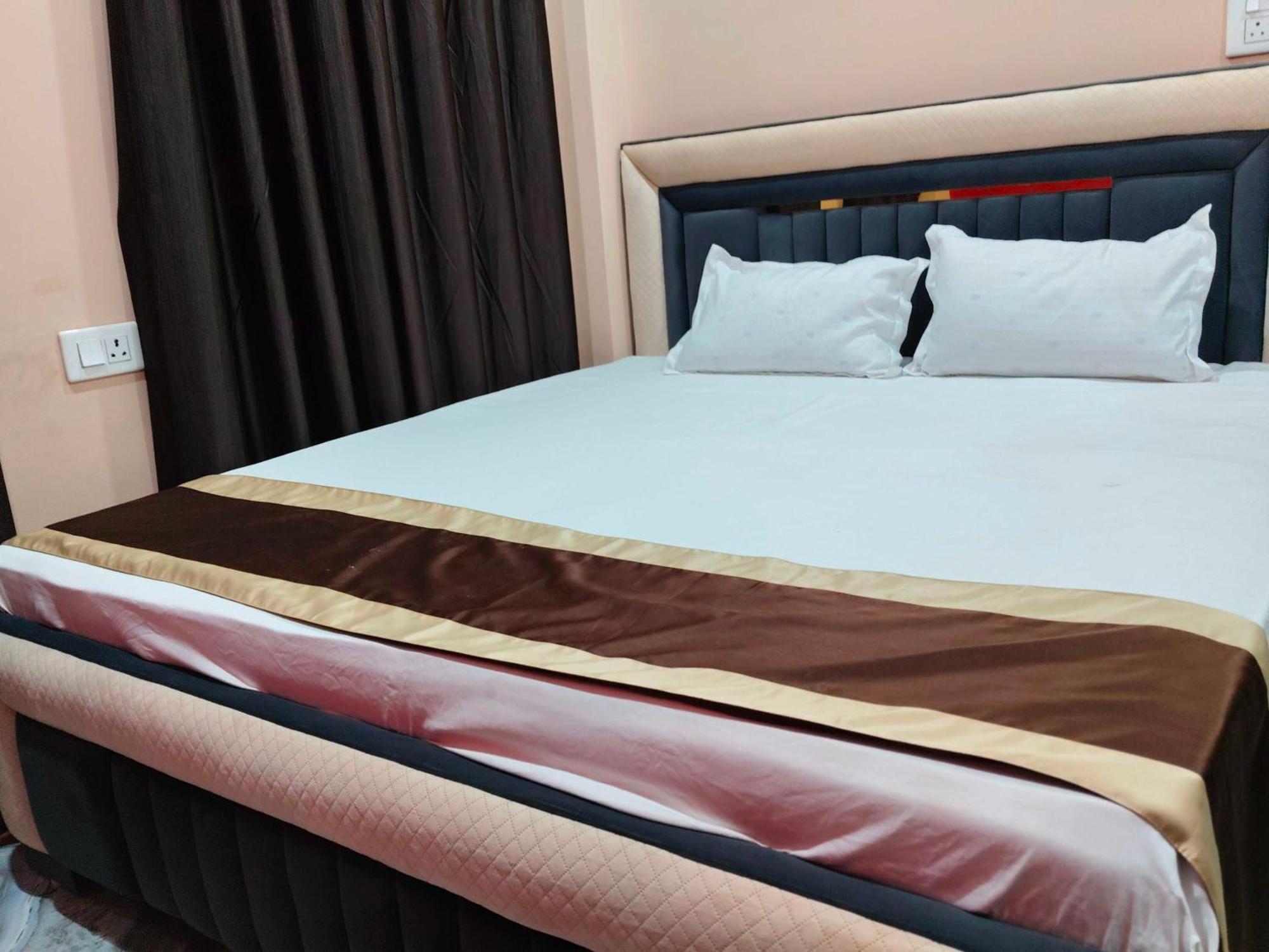Hotel O The Lavish Landmark Danapur Luaran gambar